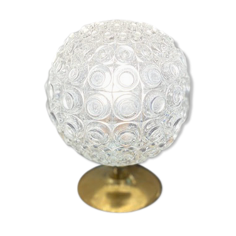 Globe lamp "pellets" in glass
