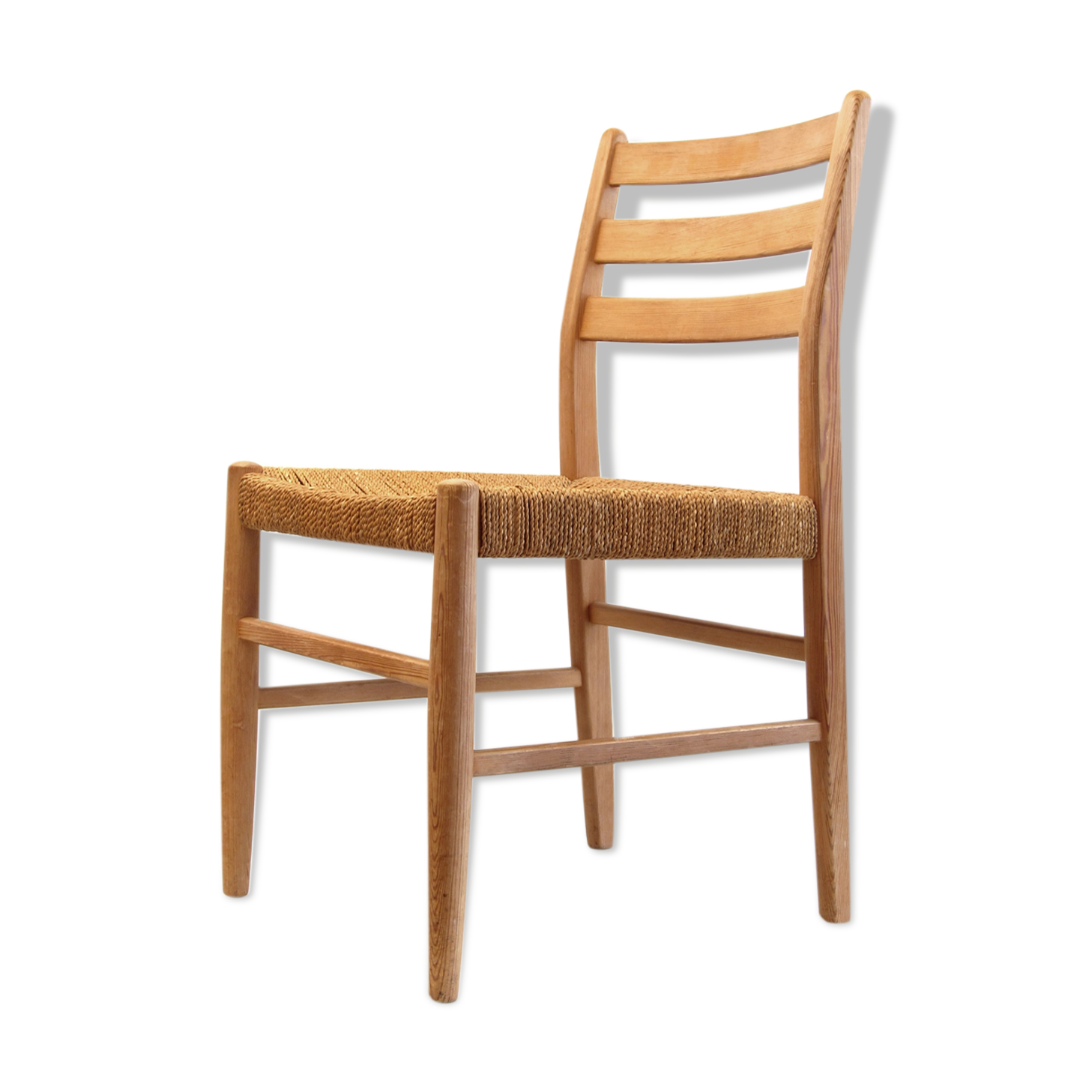Chaise en bois scandinave 50s