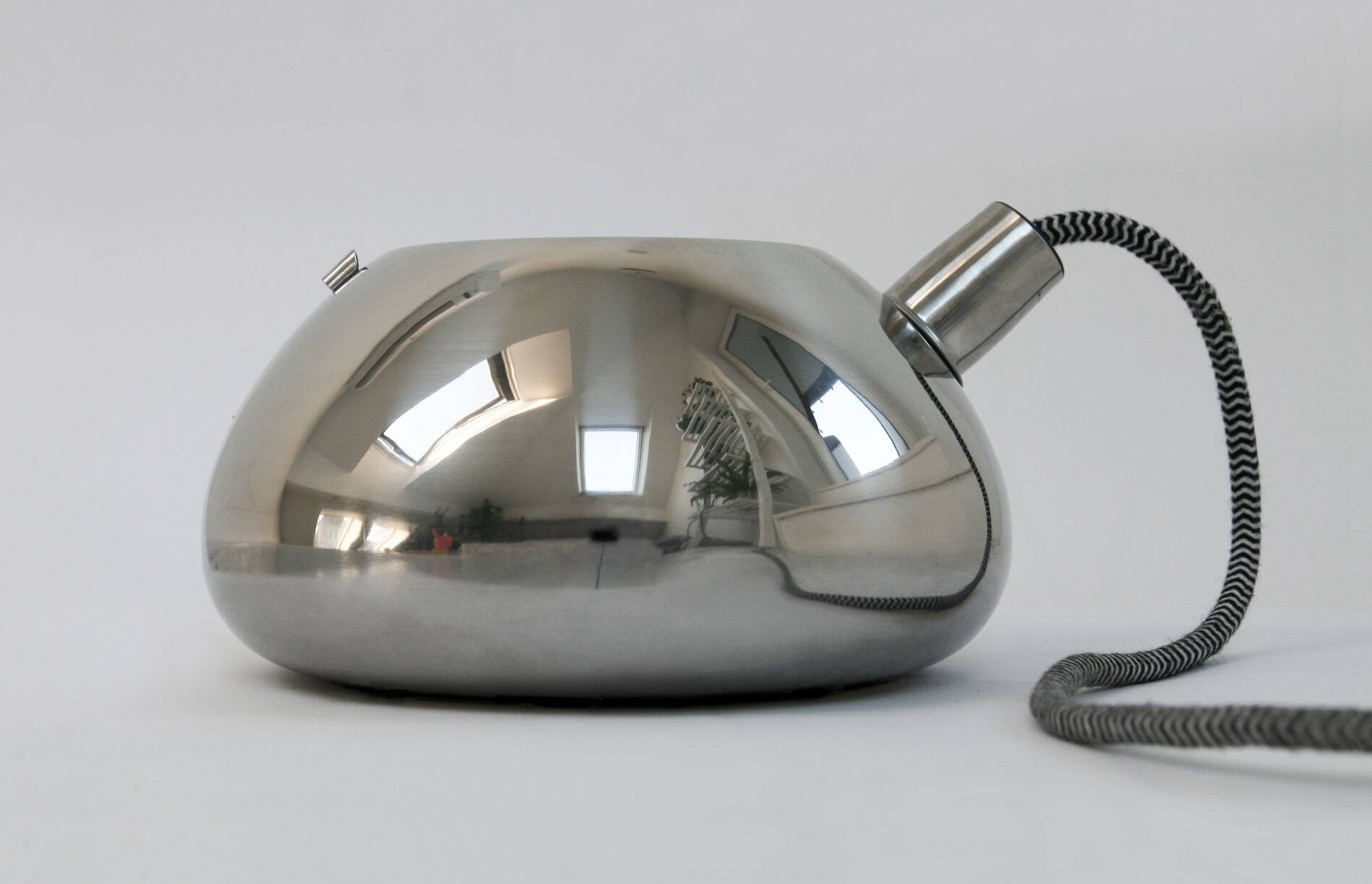 Vintage Teapot Table Lamp