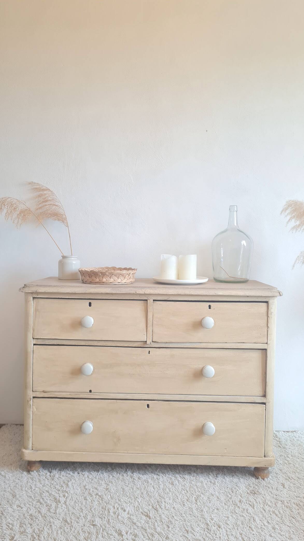 Commode ancienne de style anglais