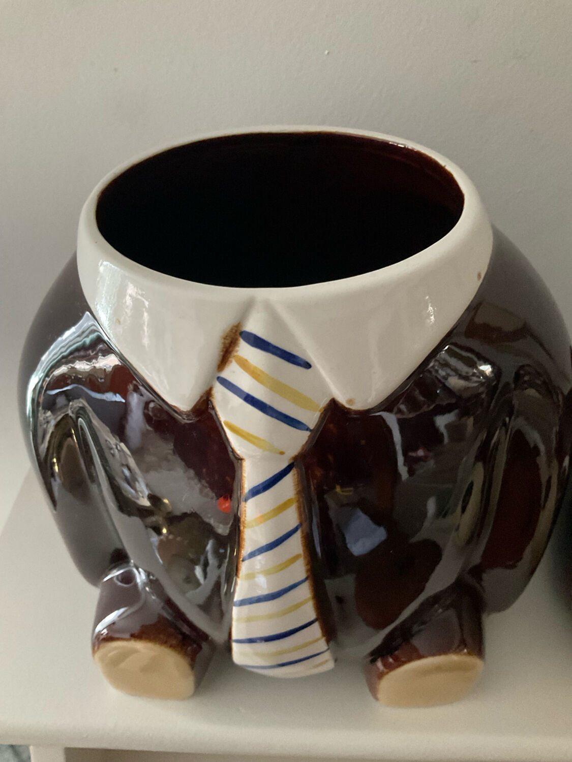 Vintage ceramic glazed bear biscuit jar