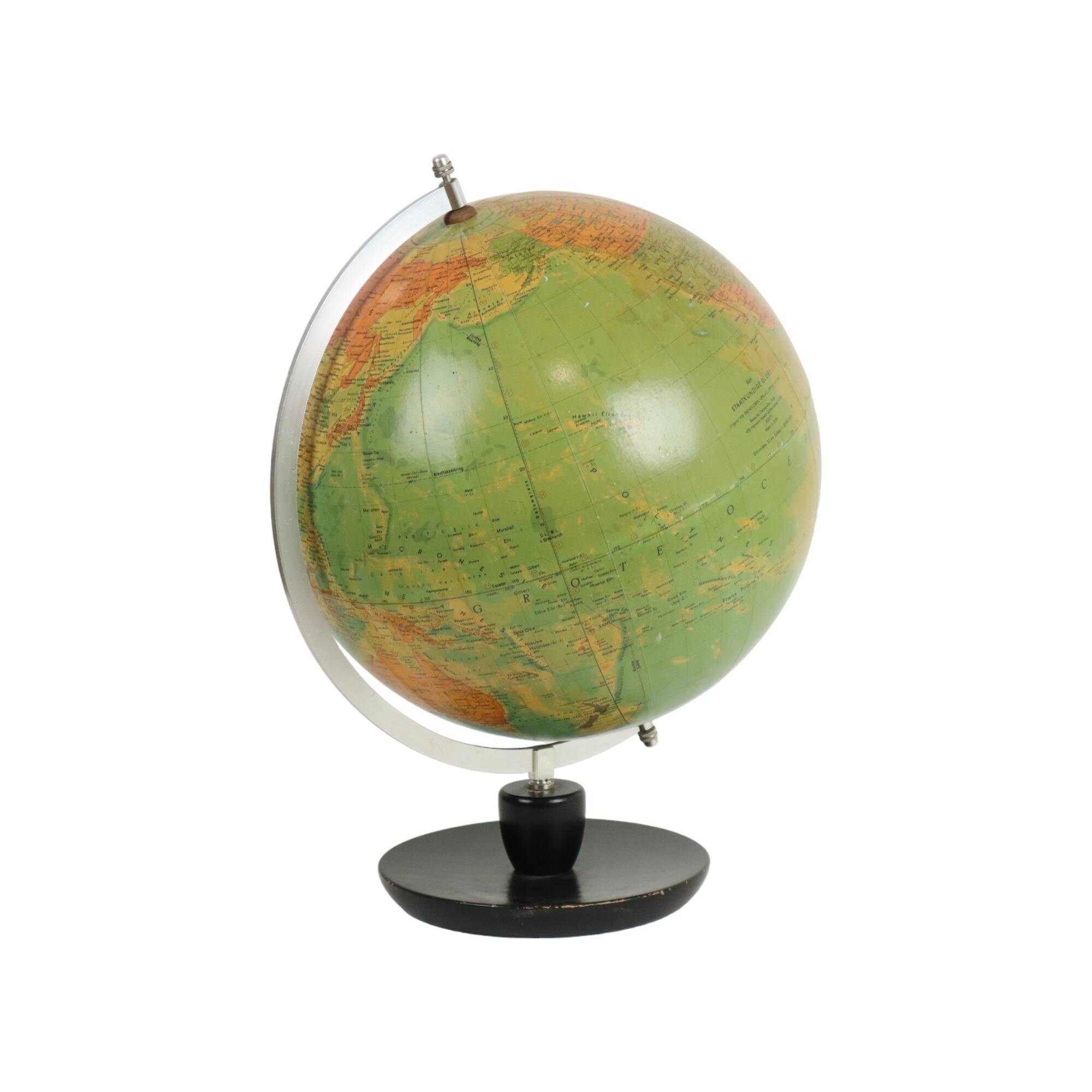 Vintage Globe Oak Basic Political Globe Hermann Haack 1970s