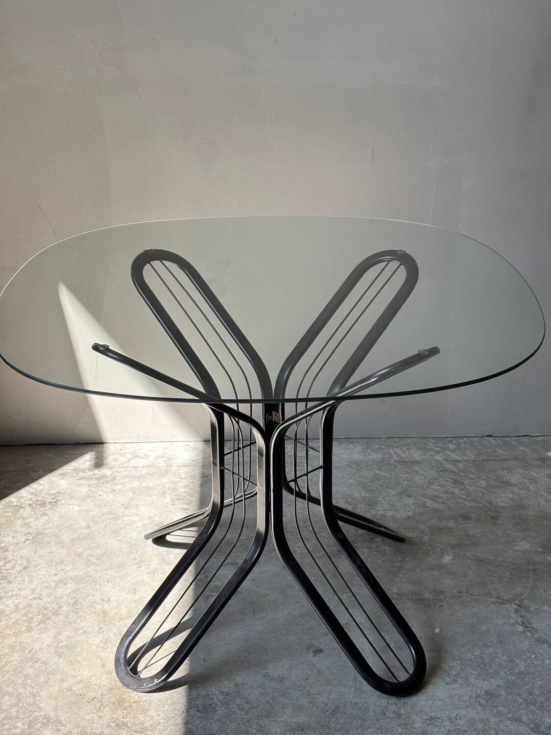 Dining table in the style of Gastone Rinaldi, 70s