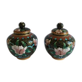 Pair of small Chinese box partitioned enamels