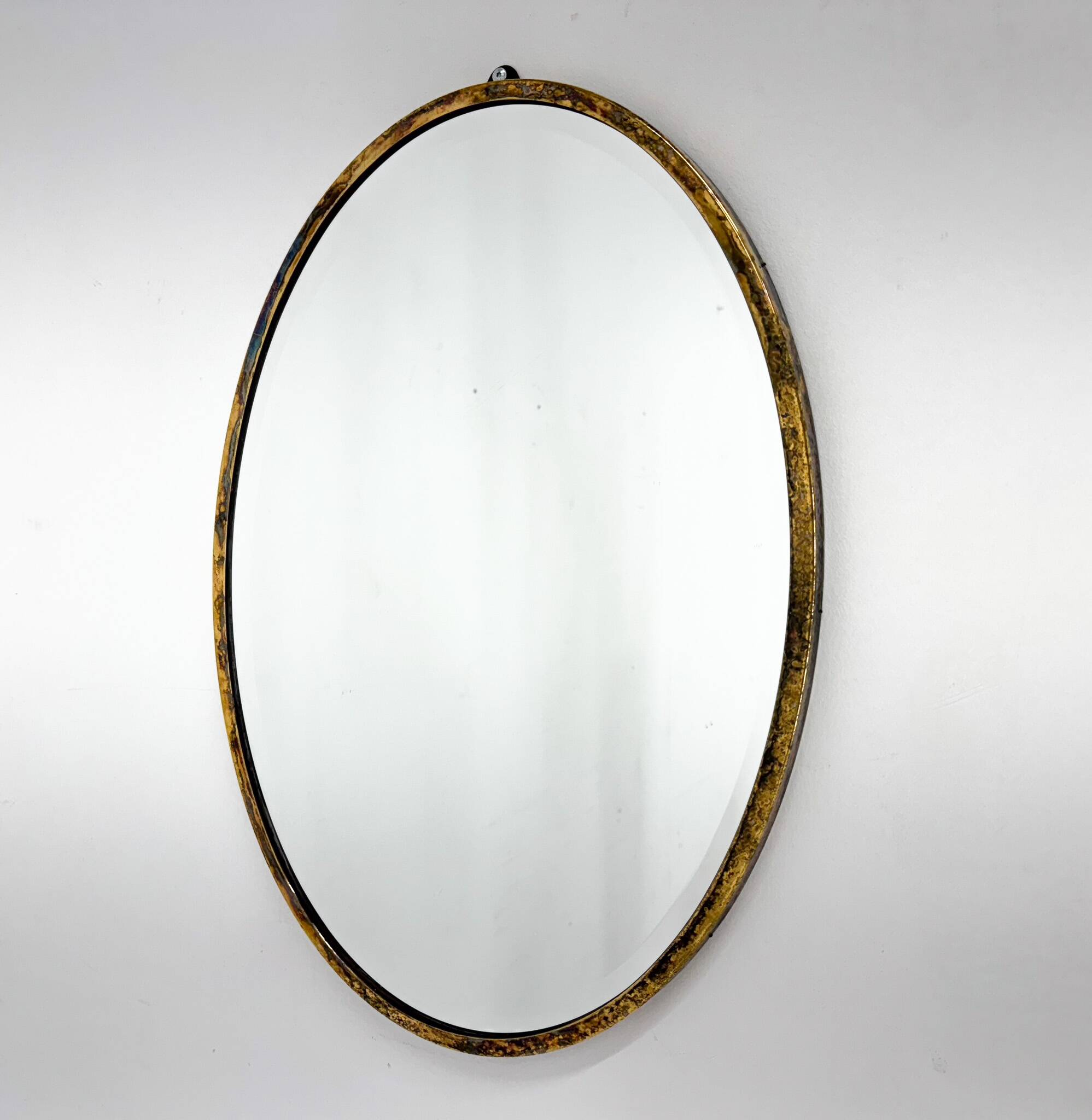 Miroir mural vintage en laiton à facettes, France