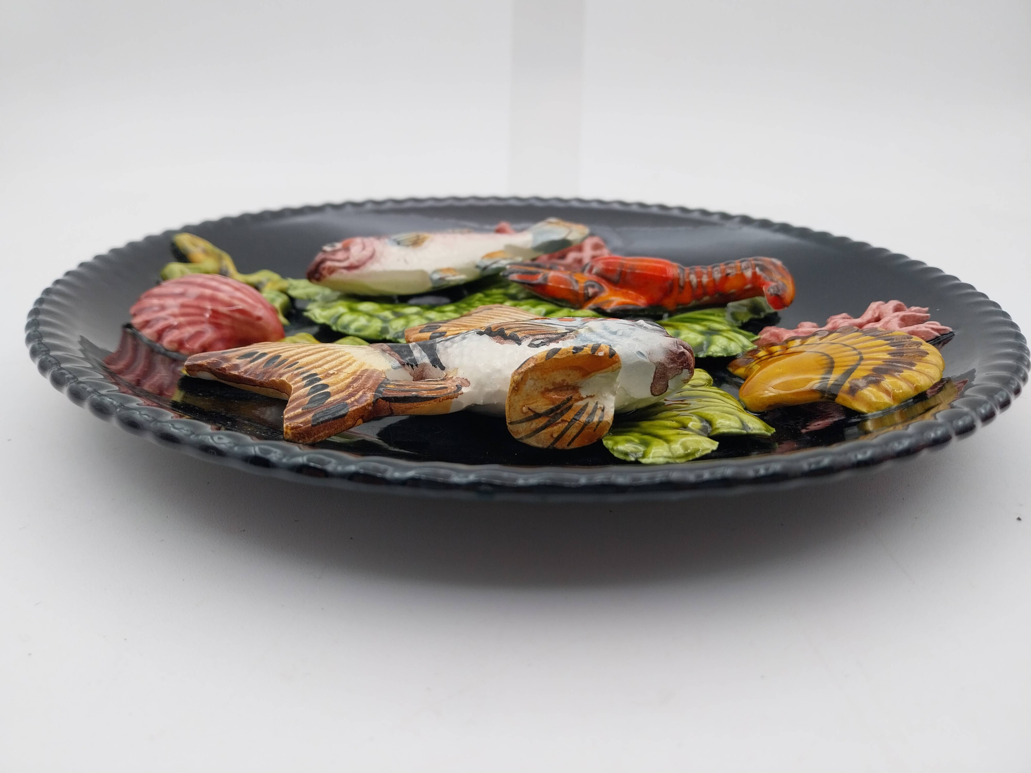 Ceramic plate barbotine vallauris trompe l'oeil kitsch Fish