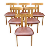 Set of 6 T chairs by Ole Wanscher for Carl Hansen from the 1960s.