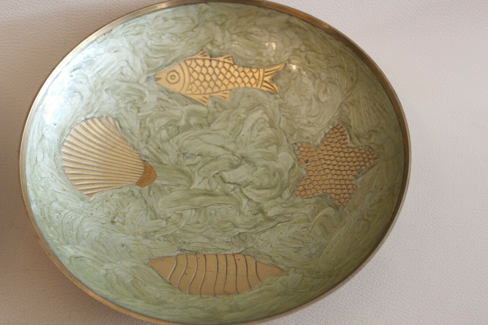Lot of 3 vintage dishes in golden metal shell fishshells