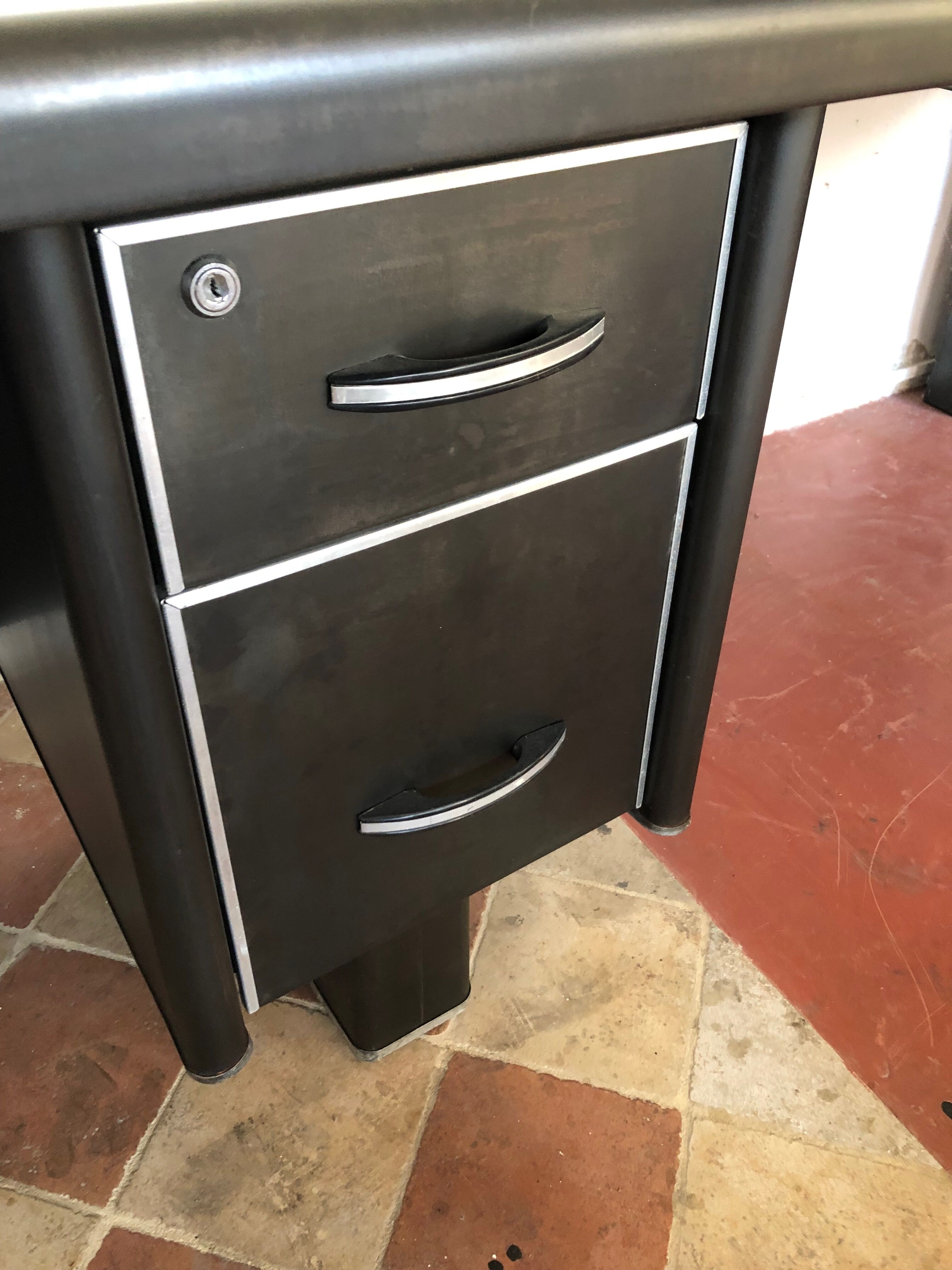 Renovated industrial desk 60s