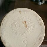Water pot, sandstone chevrette