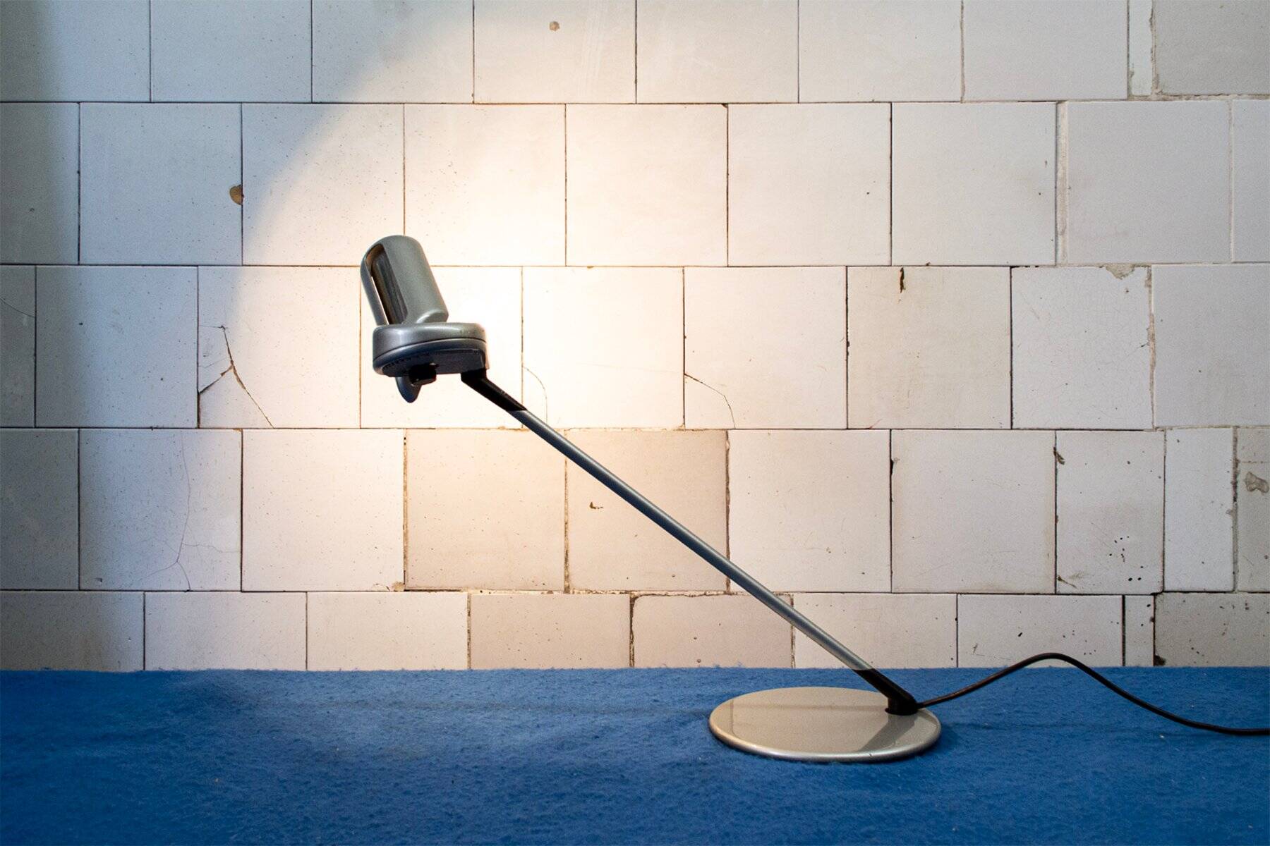 Ring A400 table lamp by Bruno Gecchelin for Arteluce, Italy, 1979