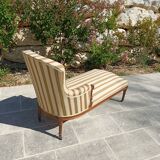 Old daybed