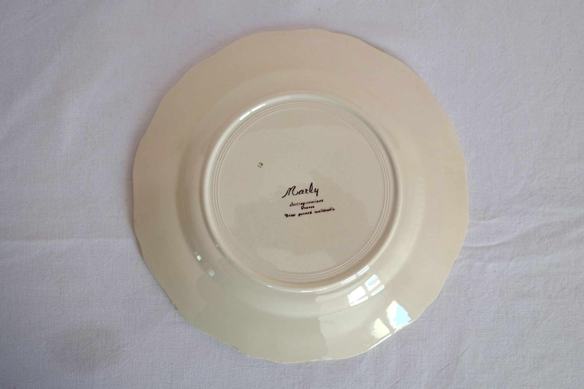 Set of 8 flat plates Sarreguemines Marly