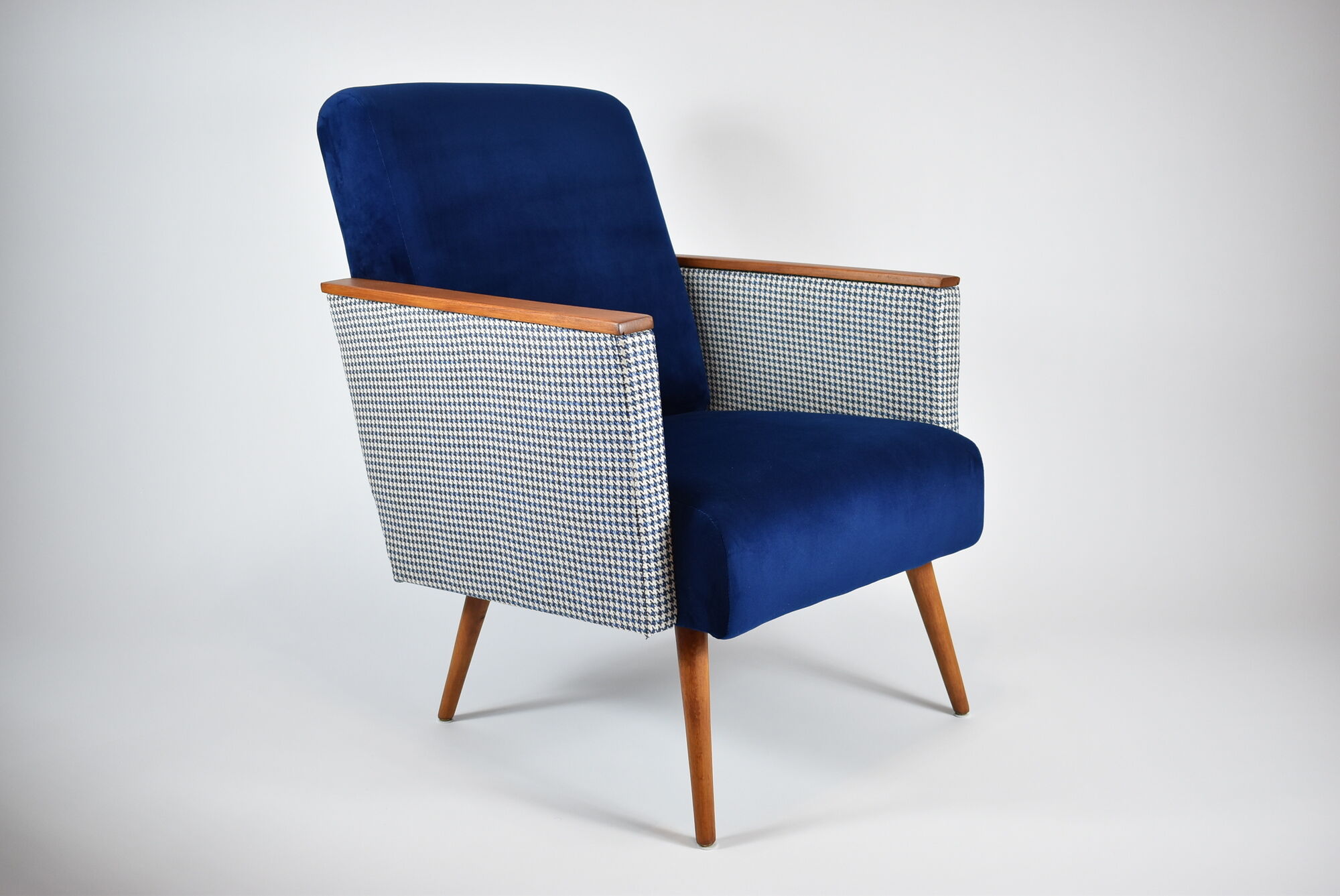 Vintage armchair 60s, DDR, renovation, velvet, houndstooth, blue