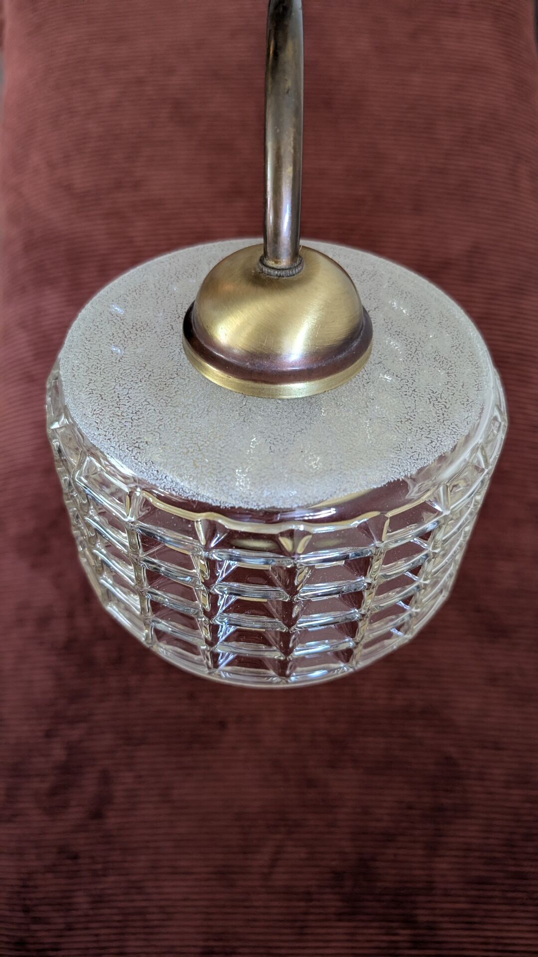 Lampe vintage en laiton et cristal taillé