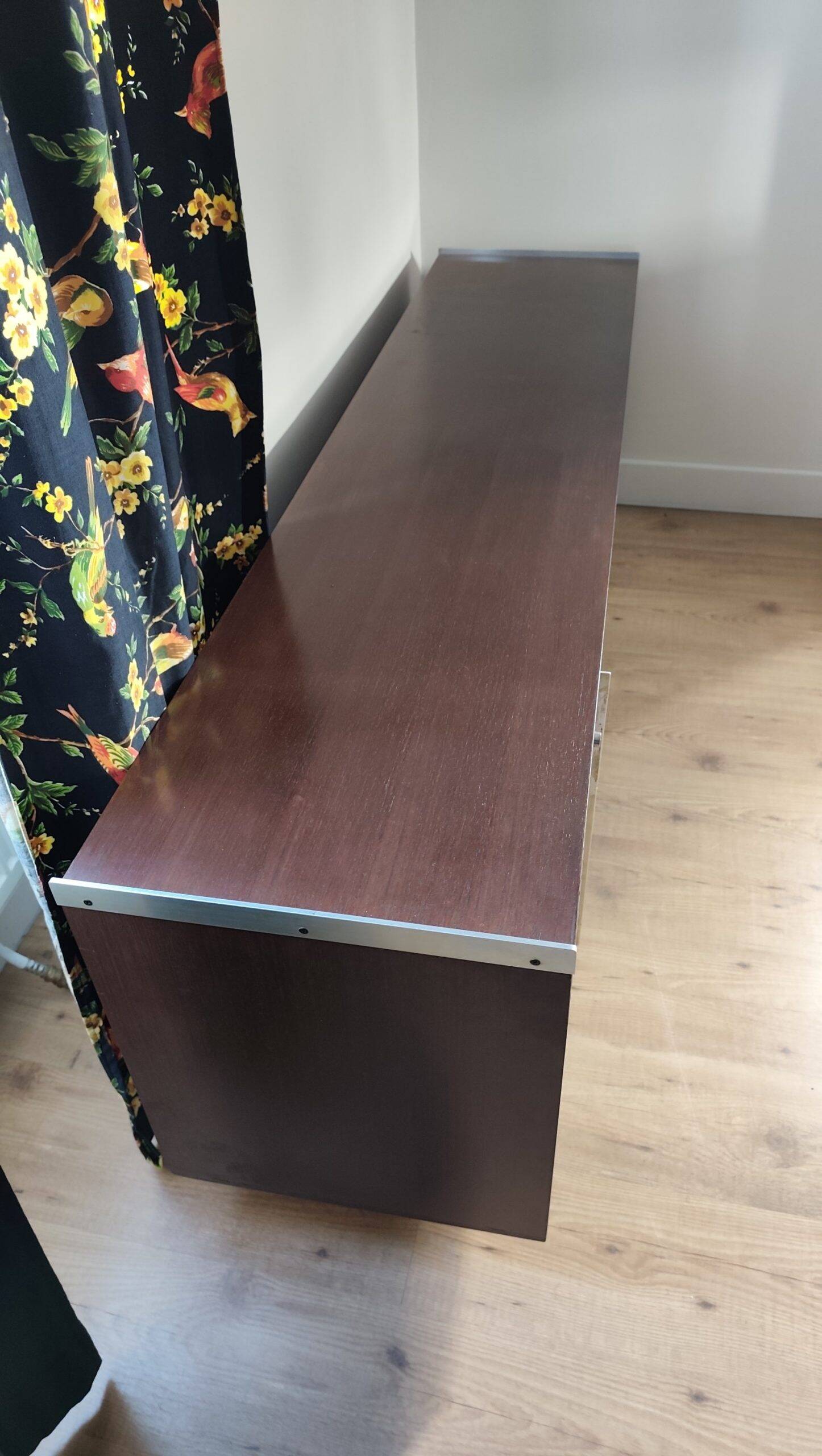 Reversible italian sideboard