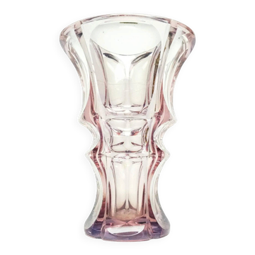 Vase Art Déco, cristal rose, République tchèque, années 1930
