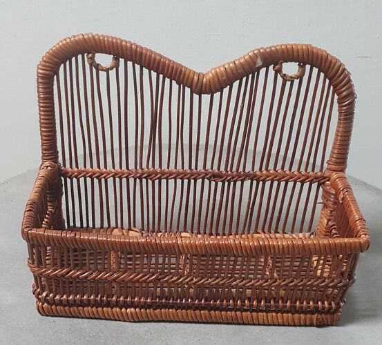 Mail rack and basket