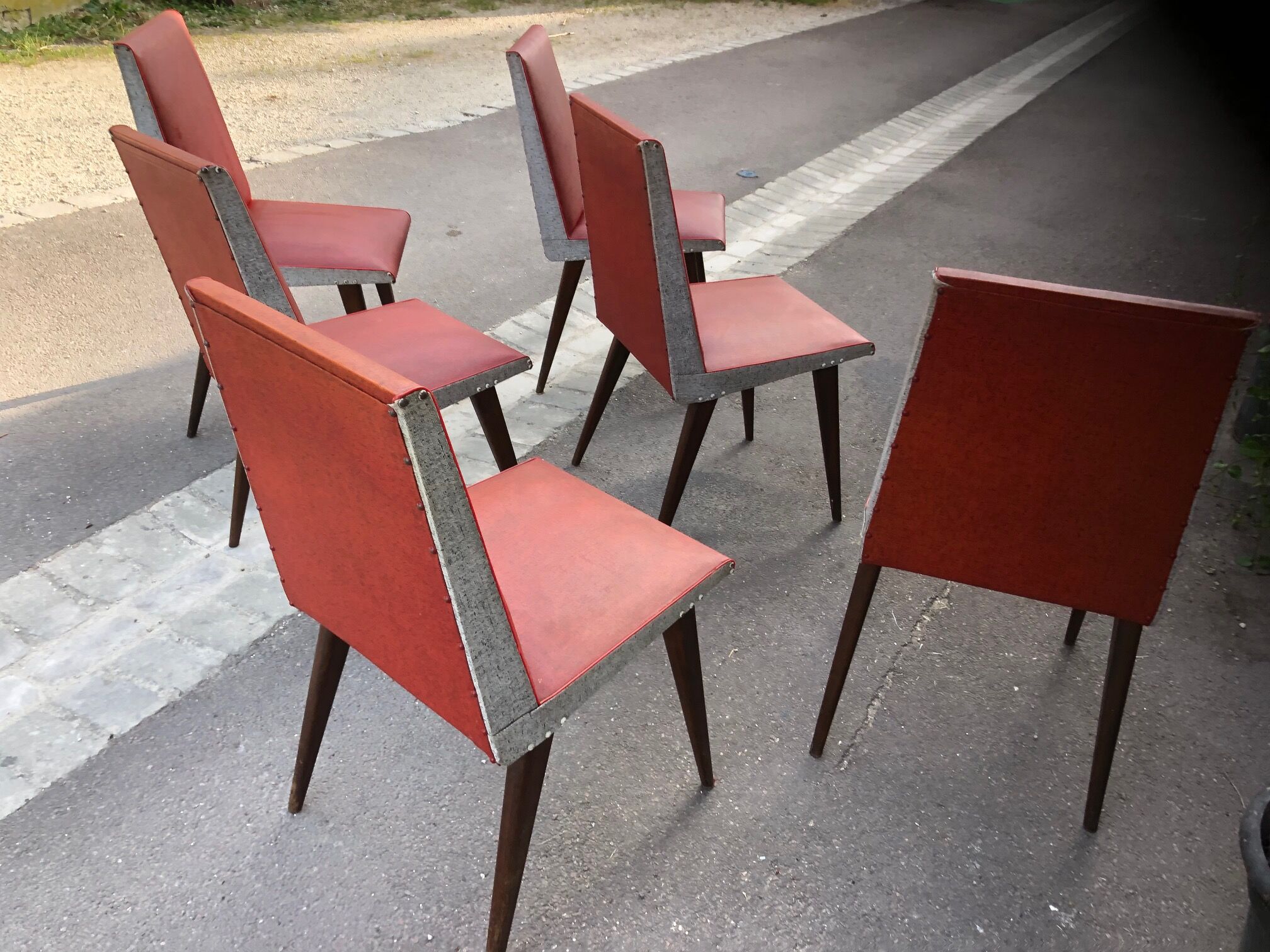 Vintage chairs skaï foot compass