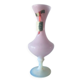 Vase en opaline rose