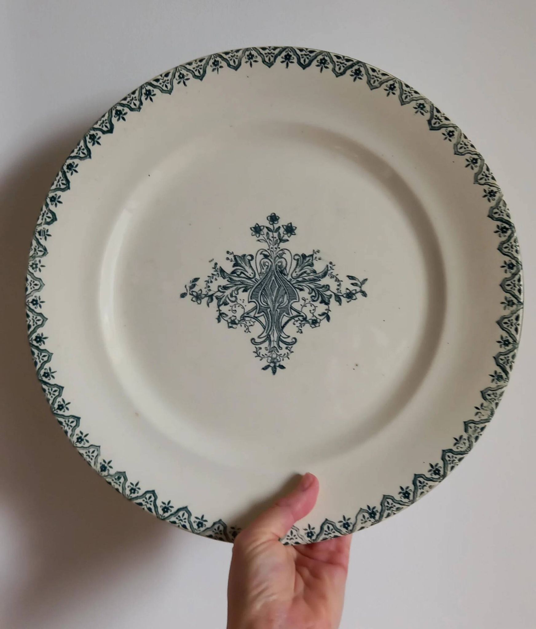 Earthenware service from Salins "Alhambra"