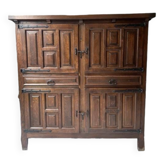 Armoire ancienne