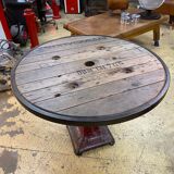 Table touret and industrial foot