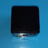 Walnut and gold ashtray in the shape of a playing dice - Golden reliefs and 4 cigarette notches