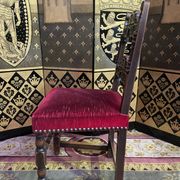 Suite of 8 Louis XIII style chairs oak and red velvet