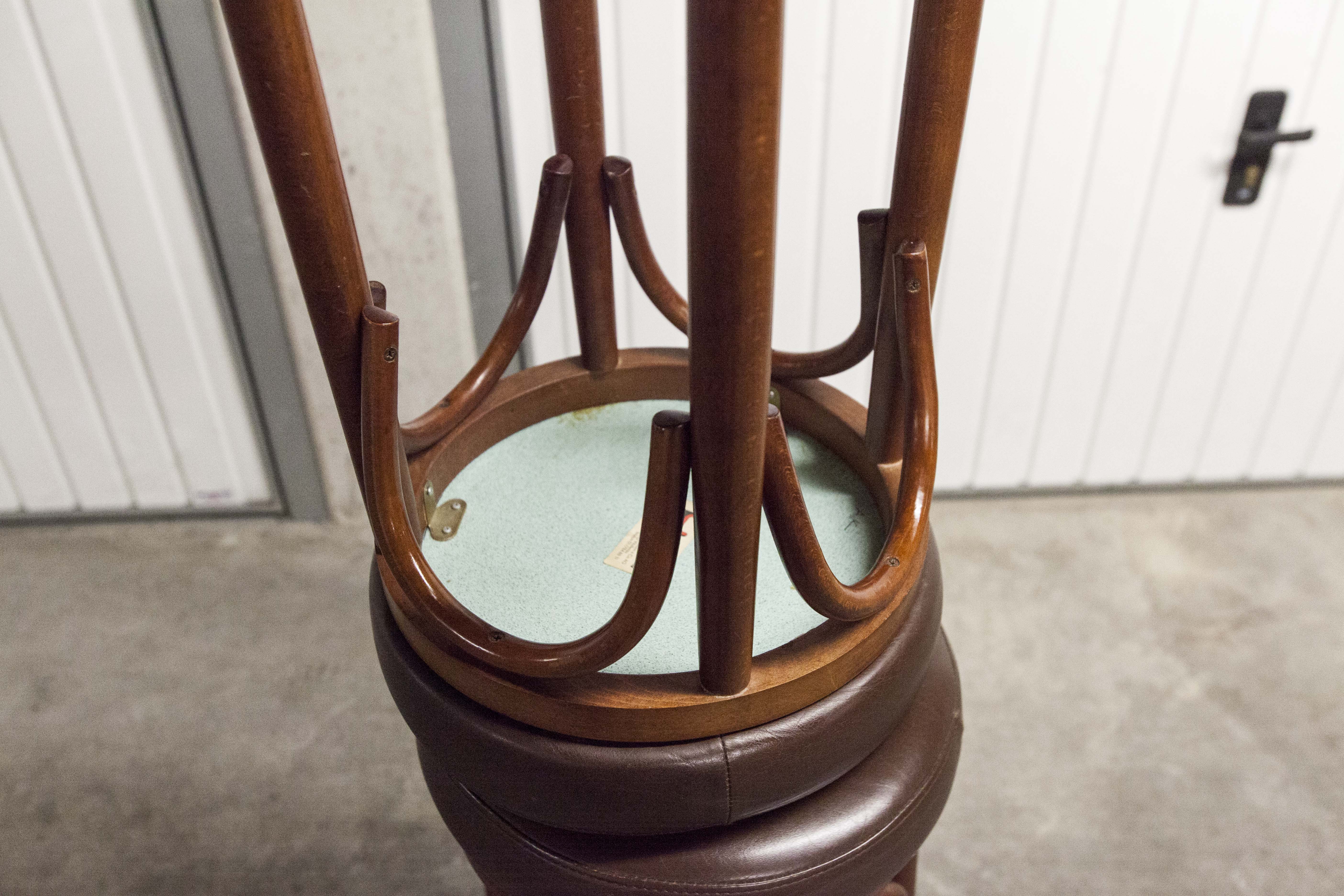 Pair bar stools Hindermann Wellereau