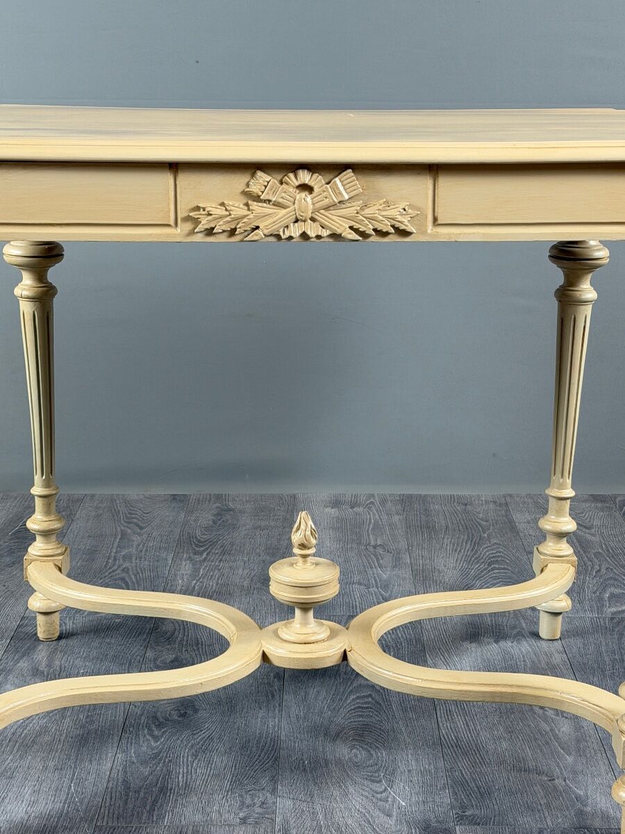Table console de style Louis XVI, XIXe siècle