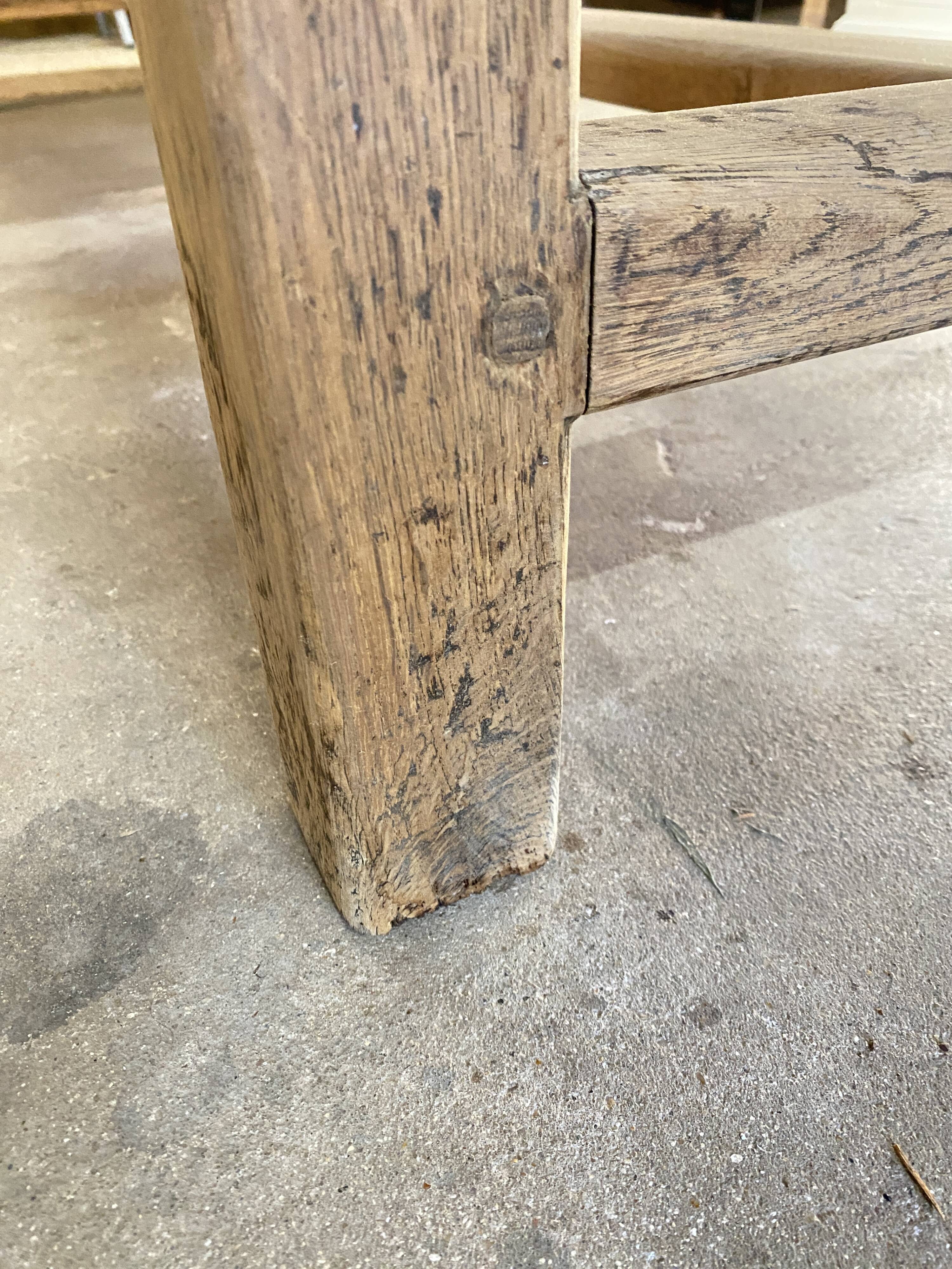 oak farmhouse table - 2 drawers
