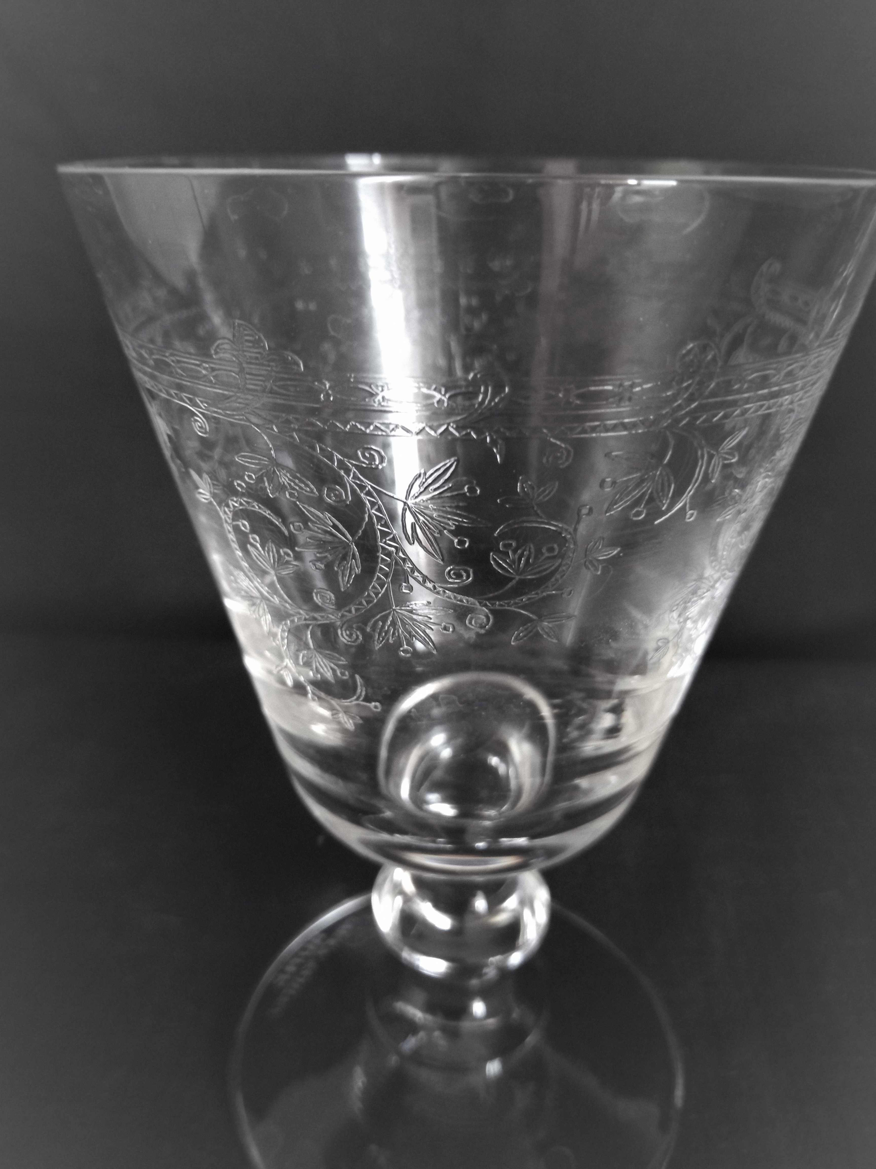 Laura Ashley Home - 6 red wine glasses in half crystal engraved