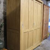Armoire parisienne