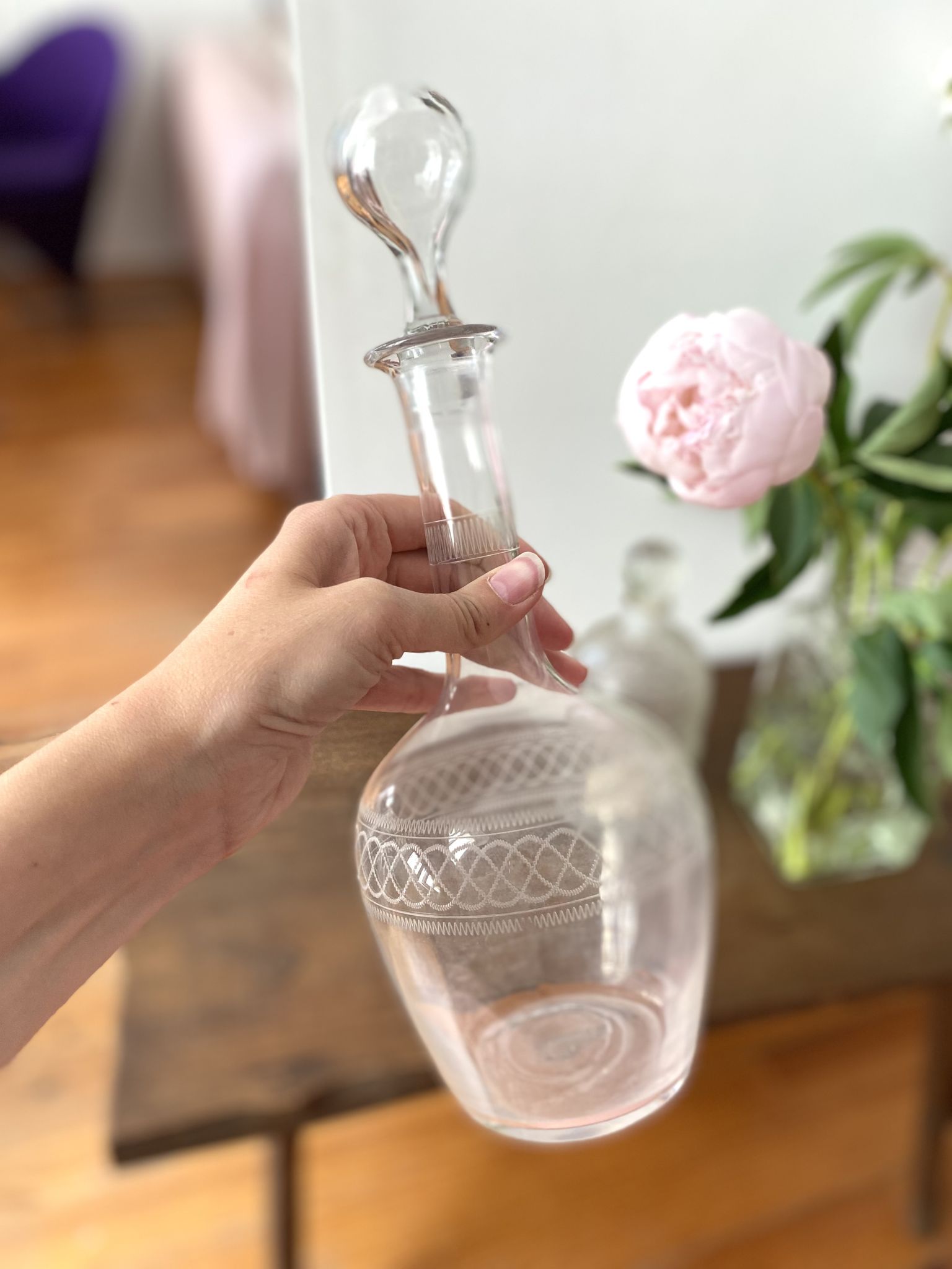 Vintage 60s chiseled glass decanter