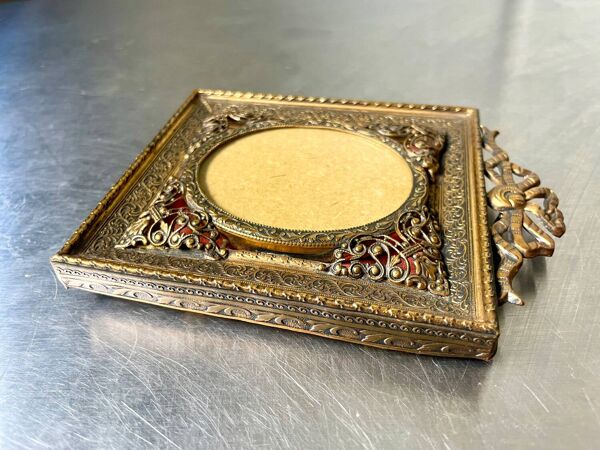 Cadre en métal antique en laiton doré cadre 10,5 cm x 9 cm verre convexe
