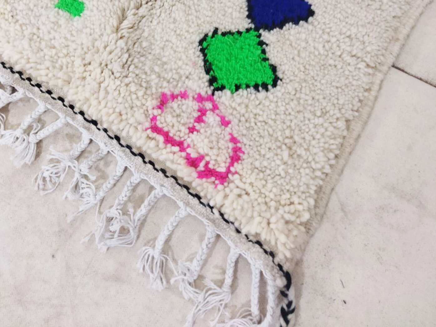 Moroccan carpet 278x190cm