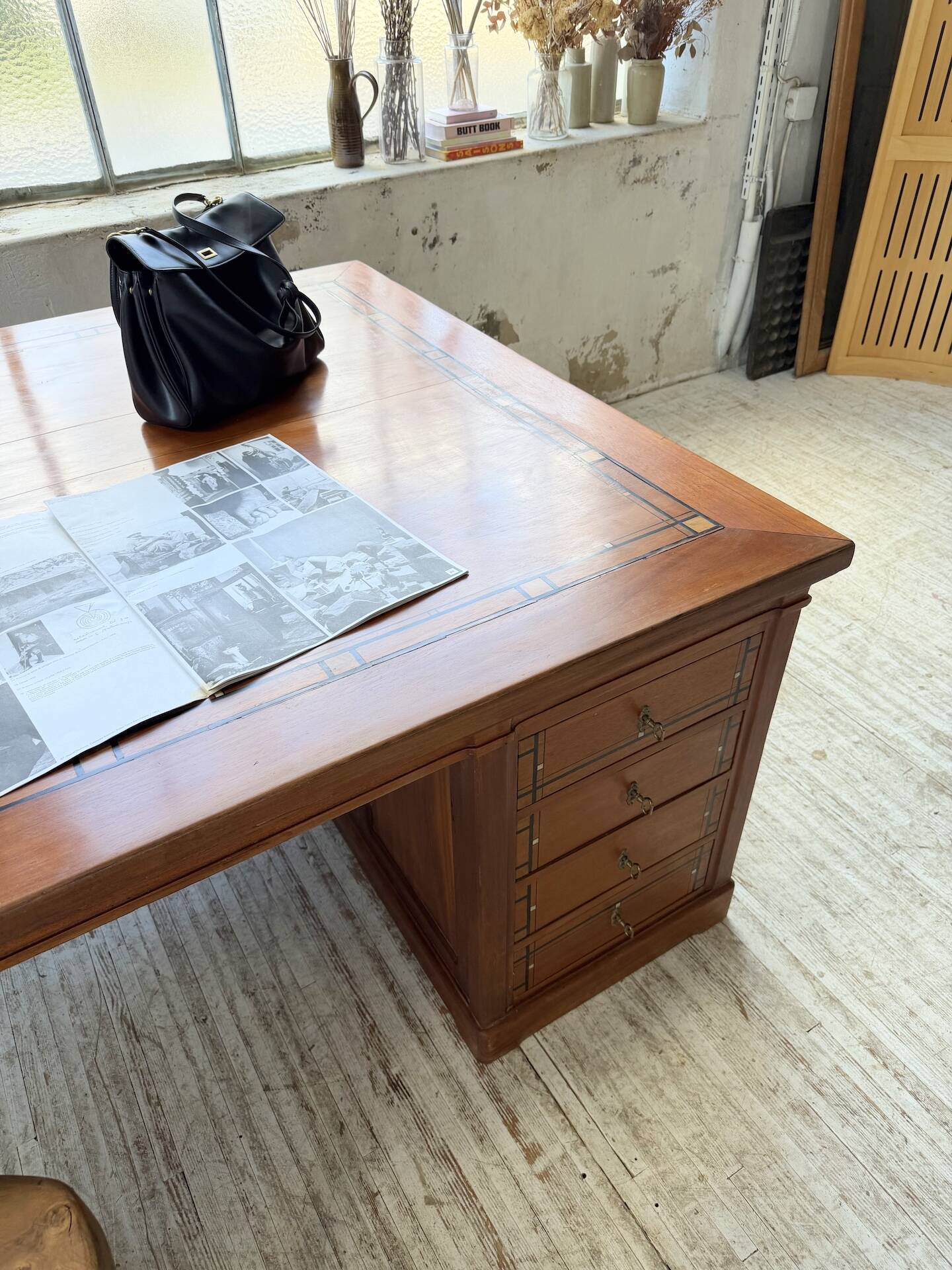 Double-sided walnut counter desk 1900