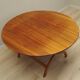 Table basse ronde en acajou, design danois, années 1970, production : Danemark
