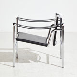 Lc1 leather armchair by le corbusier for cassina