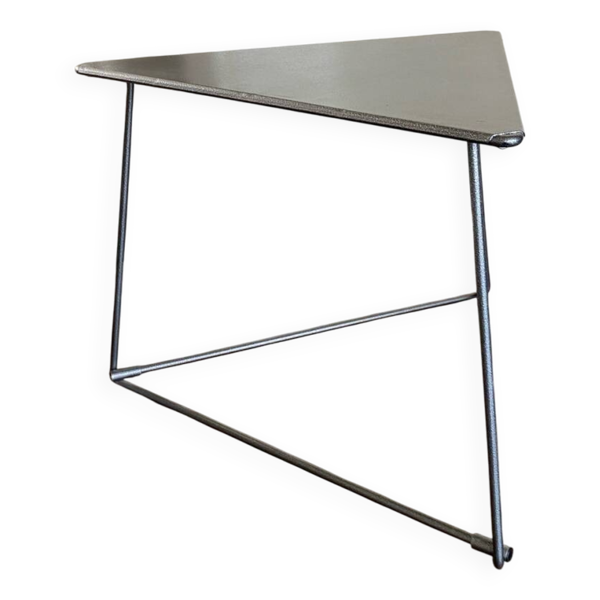 Table d'appoint vintage triangulaire Niels Gammelgaard Oti 1980, table basse
