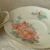 Tasse a the en porcelaine anglaise modele duchesse n°2