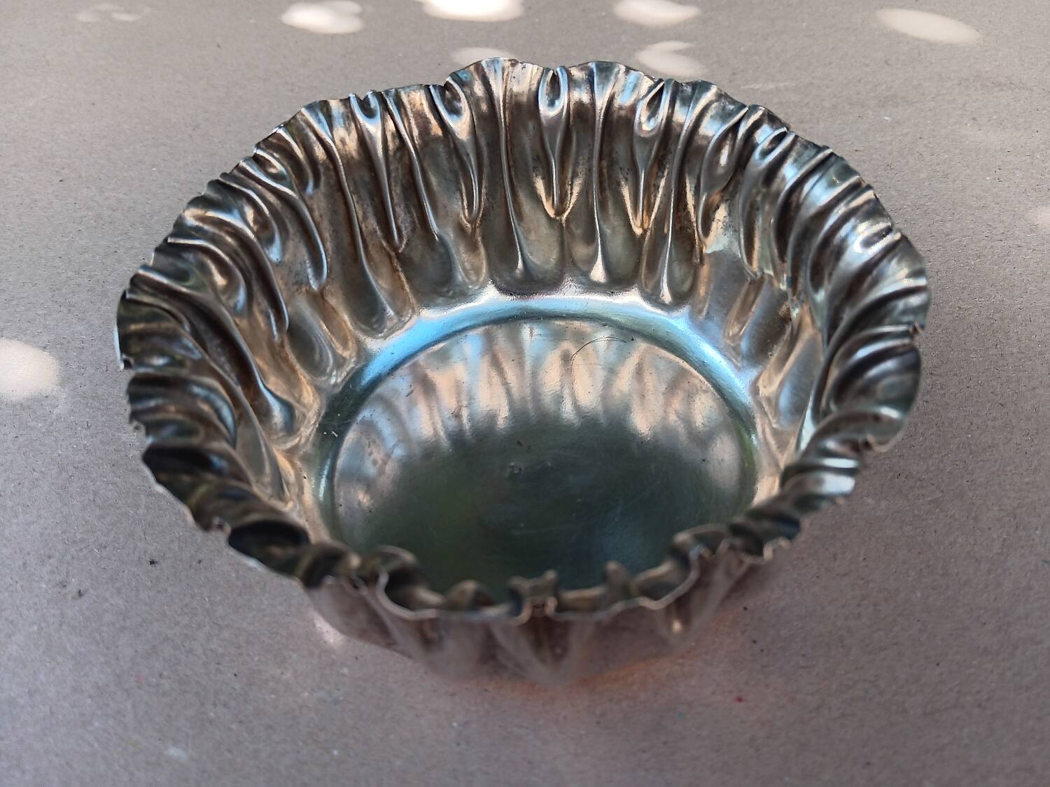 Vintage pocket emptier