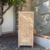 Armoire bonnetière parisienne