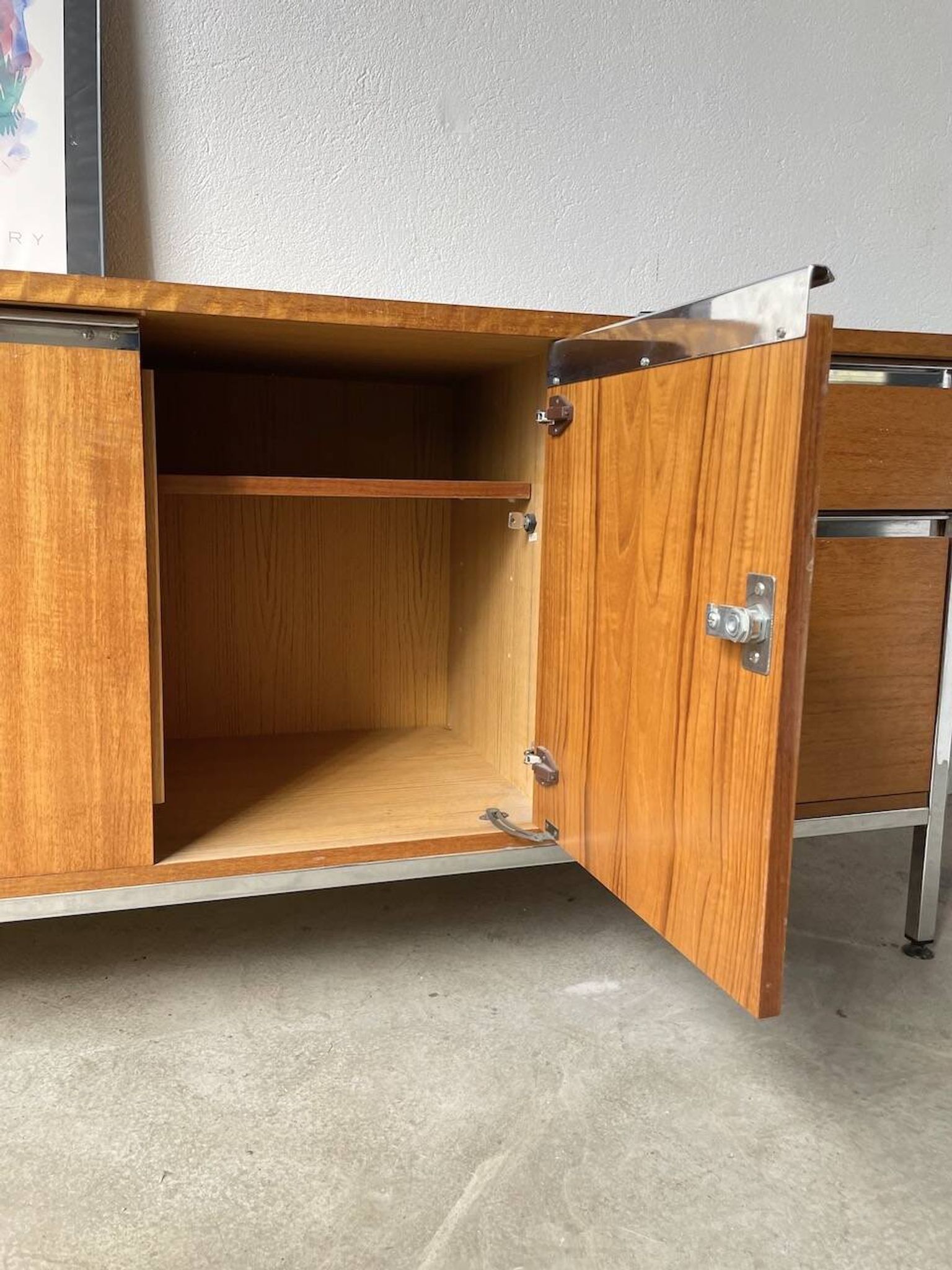 1960s modernist enfilade