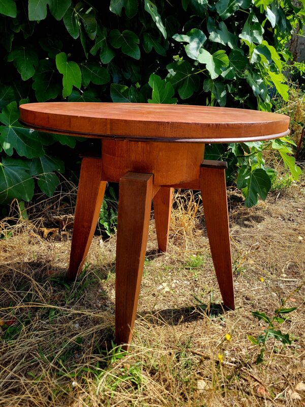 Table ronde en bois style scandinave