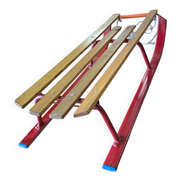 Luge Traîneau vintage en bois et métal – esprit montagne