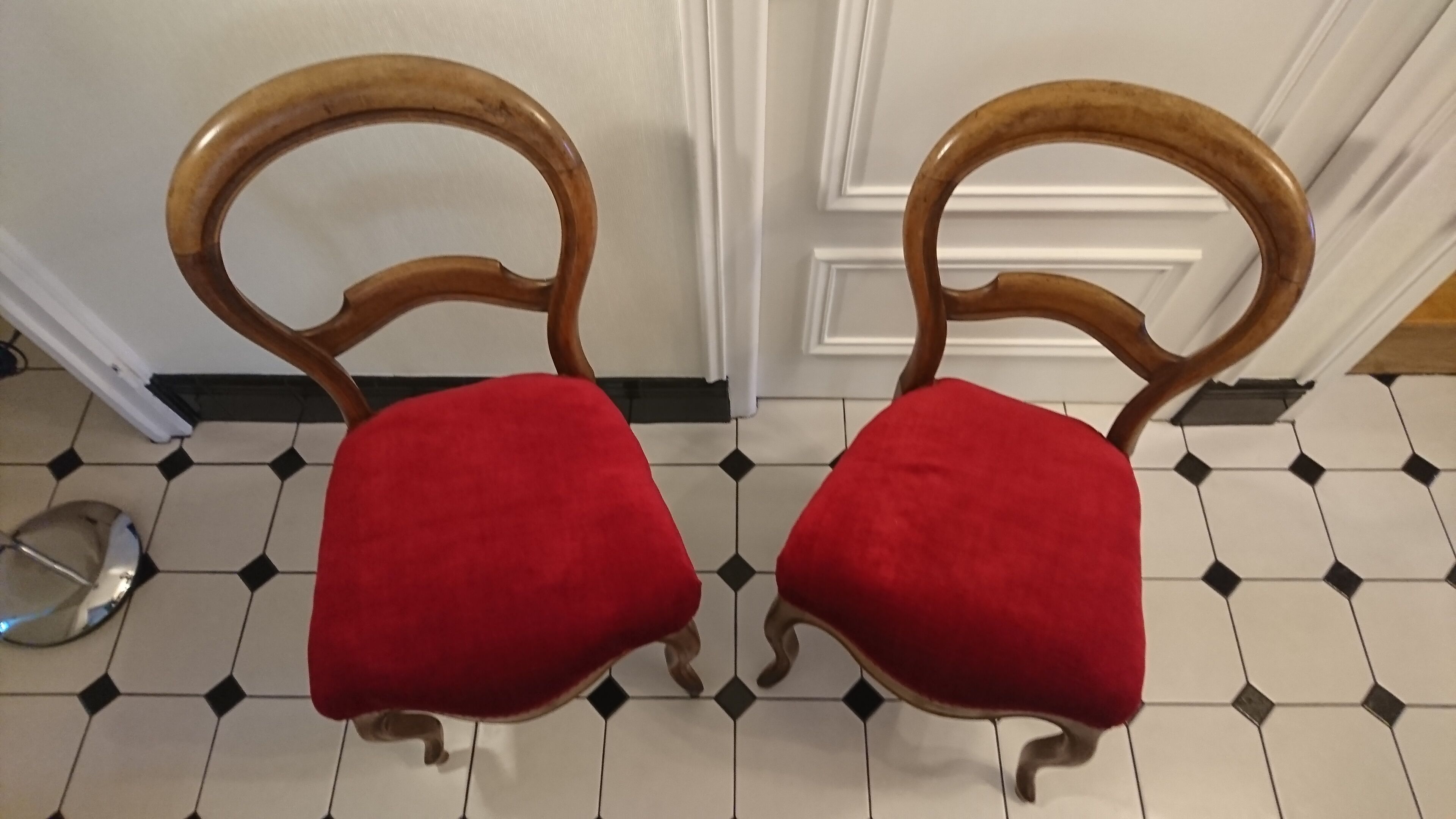 Lot of two Louis Philippe chairs