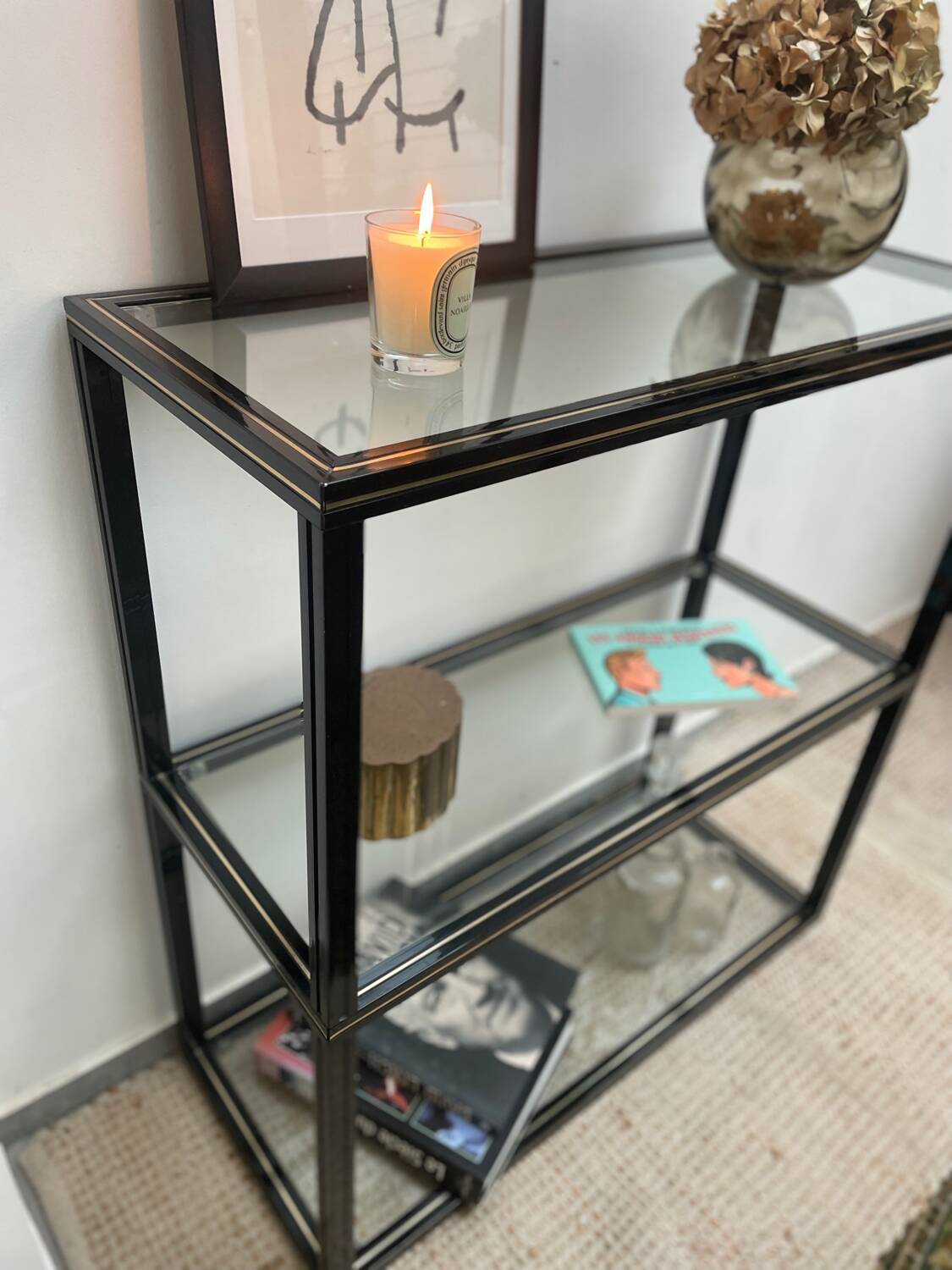 Pierre Vandel shelves