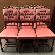 Ensemble de six chaises.
